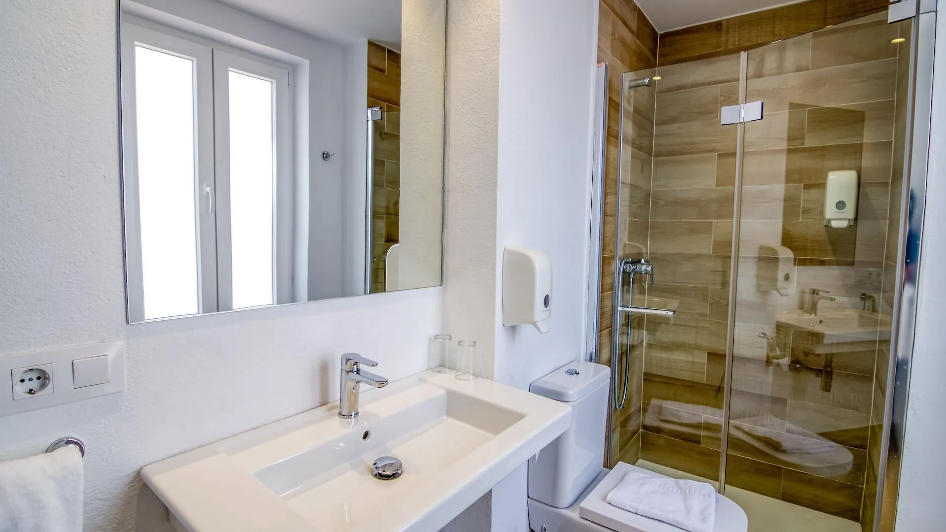Hostal La Isla Maó