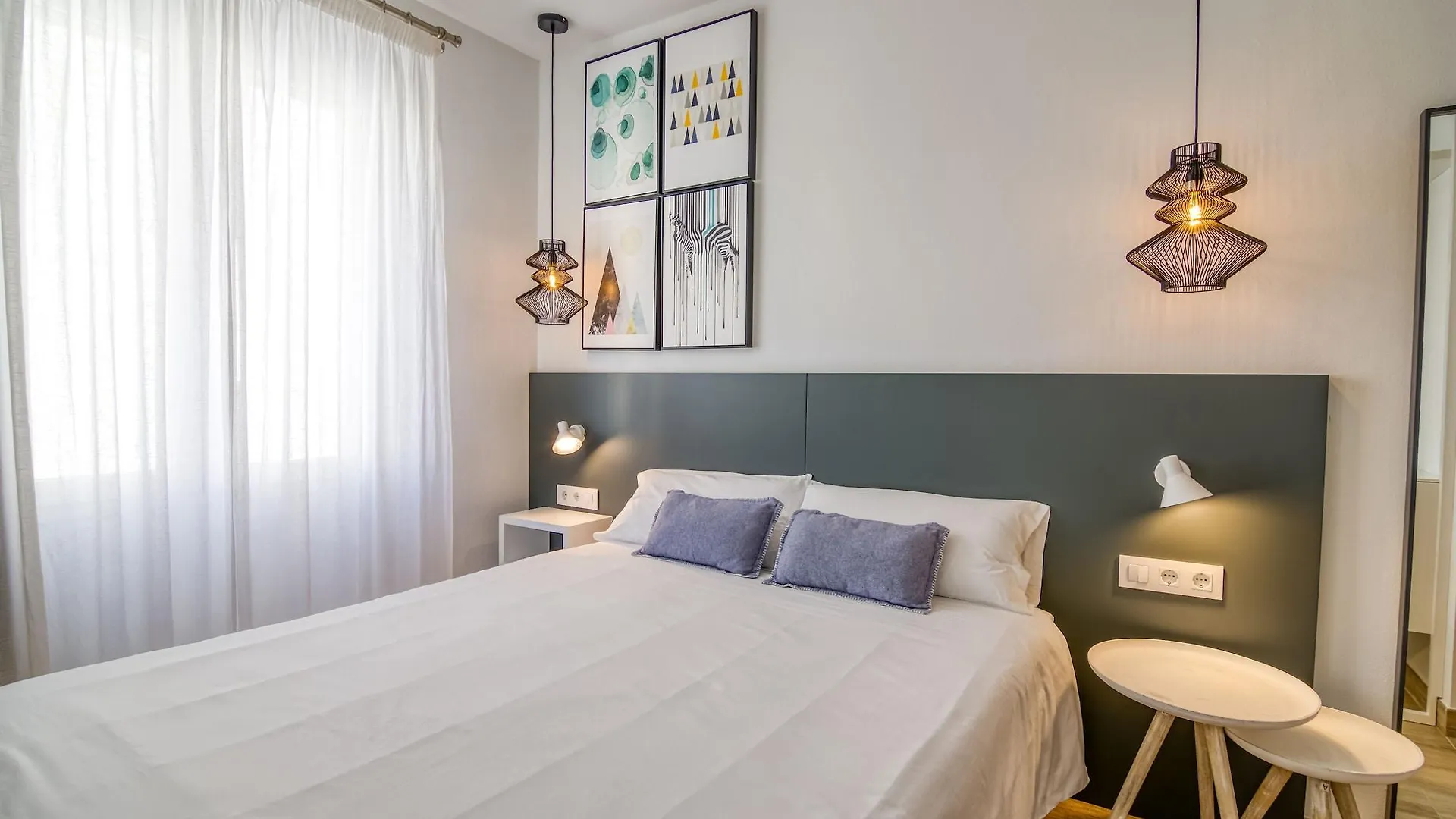 Hostal La Isla Maó  0*, Maó (Mahón) España