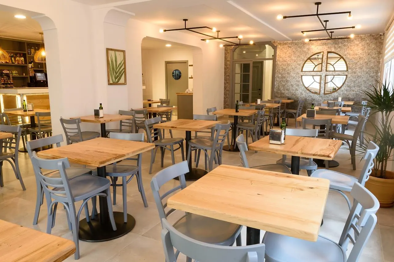Hostal La Isla Maó  Maó (Mahón)