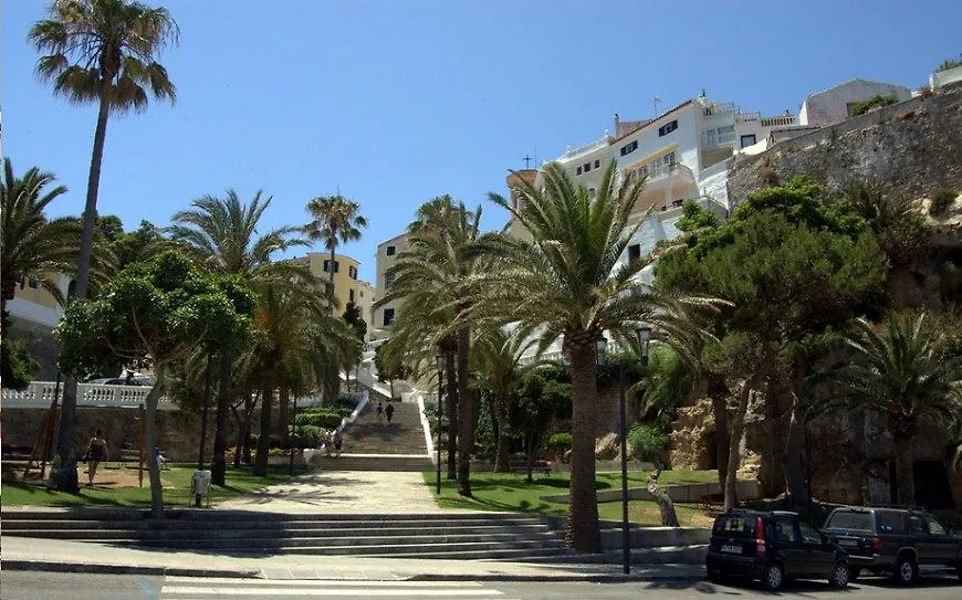 Pensión Hostal La Isla Maó  España